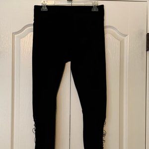 Demi Lovato Fabletics leggings